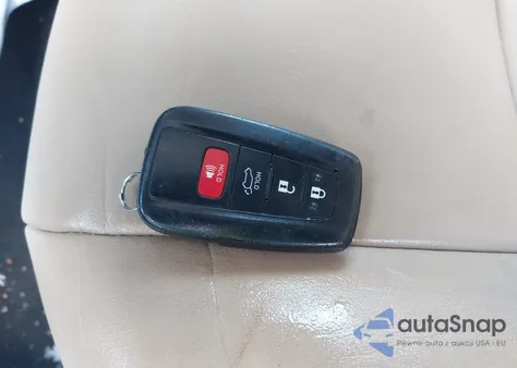 2019 Toyota Rav4 Xle Premium from USA, damaged, VIN 2T3A1RFV8KC040979